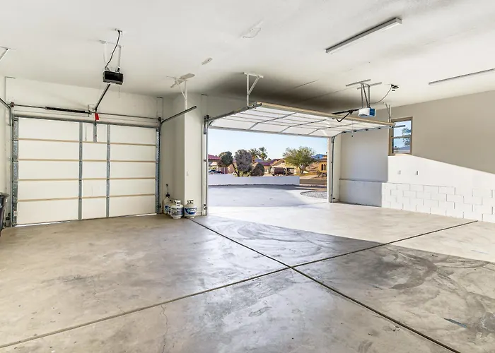Pet-friendly W/ Hot Tub In Havasu * Lake Havasu City