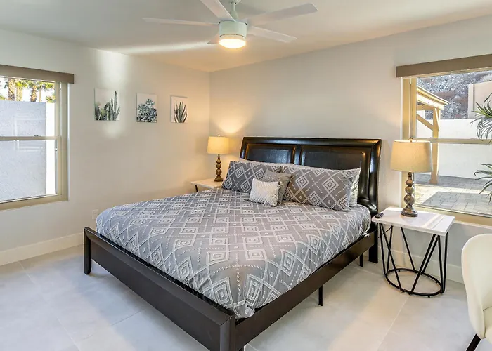 Pet-friendly W/ Hot Tub In Havasu *